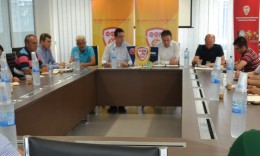 Раководството на ФФМ одржа работен состанок со претседателите на клубовите од Првата лига