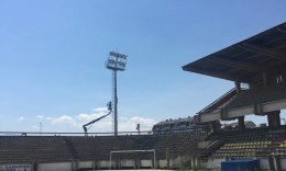 Поставени рефлектори на Градскиот стадион во Тетово