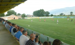 ФФМ осигура средства за реконструкција на стадионите во Кочани и Турново