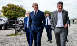 Масар Омерагиќ домаќин на раководството на Црвена Звезда предводено од Терзиќ и Мијаиловиќ